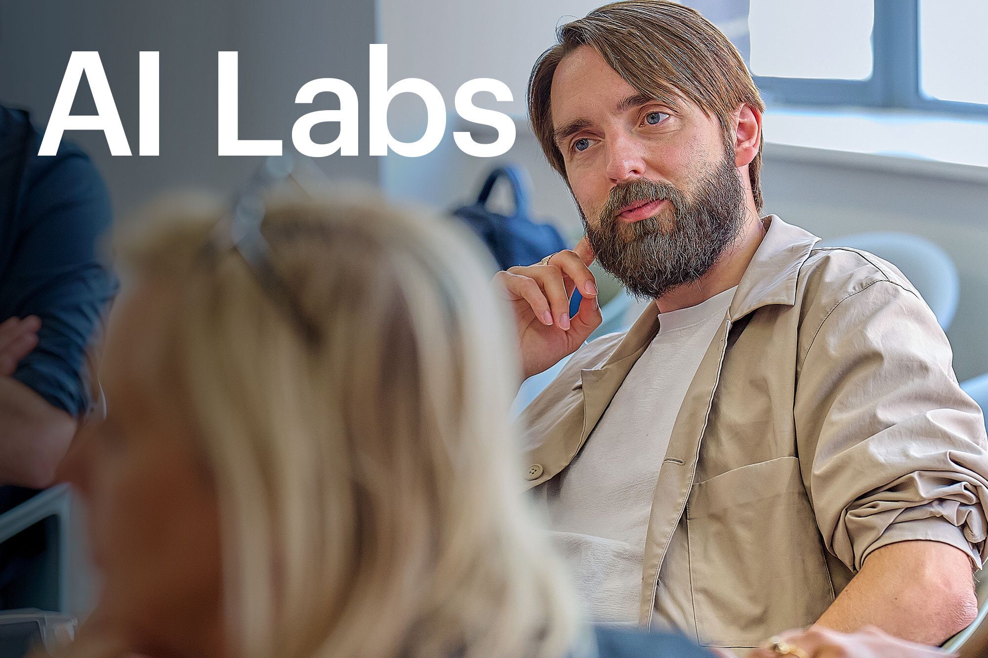 AI labs 1000x666 tile 2